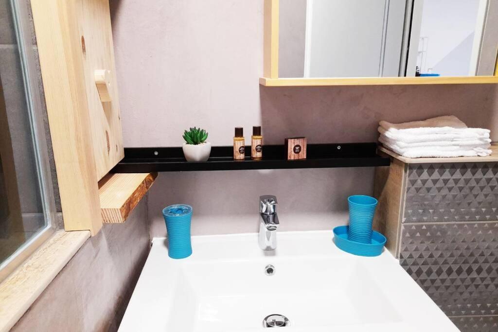 ג'רארדמר ⁂⁂Duplex Cledicihome Renovated! Quiet Area // 2 Steps From The Center / Private Parking⁂⁂ מראה חיצוני תמונה